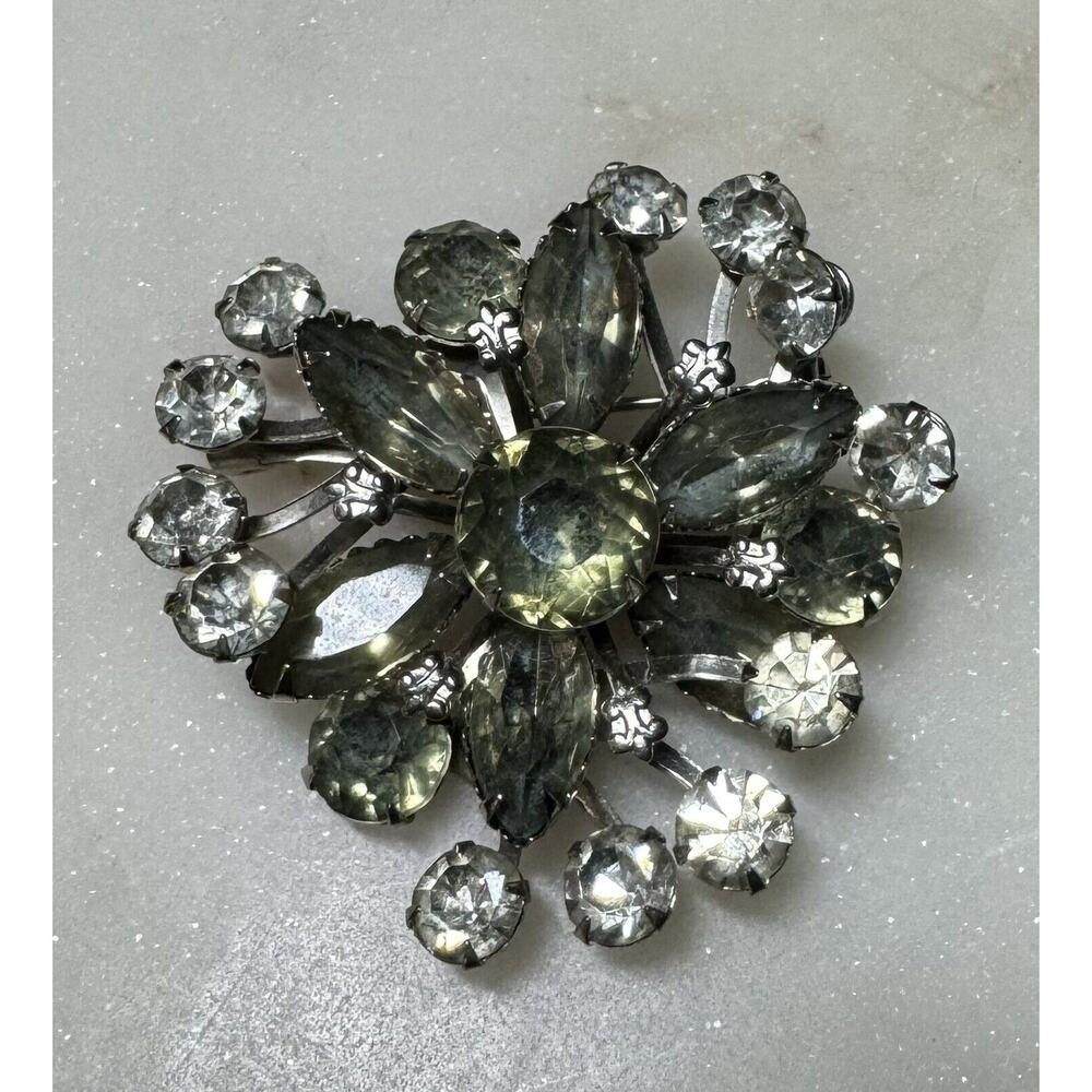 Vintage Rhinestone Brooch Pin - Picture 2 of 5
